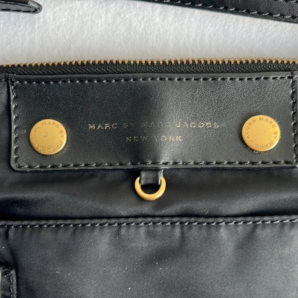 Marc by Marc Jacobs black nylon crossbody bag with gold toned hardware